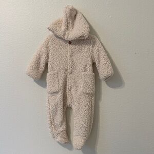 🤍 Sherpa Fleece Baby Bunting Suit with Hood – Size 6-9months